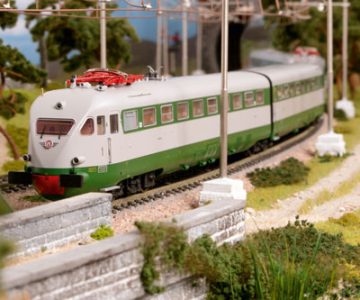 Plastico ferroviario "Ligure" treno