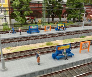 Plastico ferroviario "Una moderna cittadina tedesca" attesa