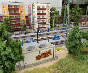 Plastico ferroviario "Una moderna cittadina tedesca" dettaglio